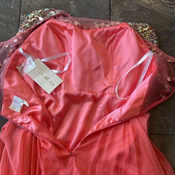 NWT Cinderella Sleeveless Round Neck A-Line Dress Size 8 - Picture 8 of 15